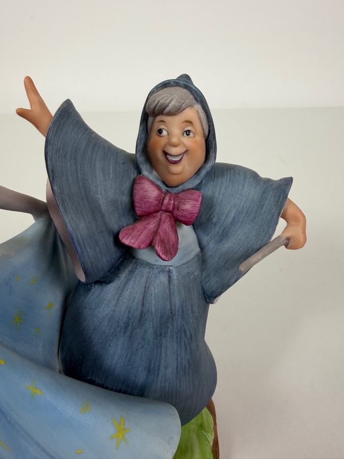 Vintage Grolier Disney Collection Magic Memories Cinderella And Fairy Godmother Limited Edition 1,784/15,000 Porcelain Figurine 6.5'H [Photo 4]