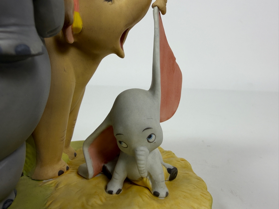 Vintage Grolier 1985 Disney Collection Heroes & Villains Dumbo Limited Edition 488/24,750 Porcelain Figurine Designed By Walt Disney Artists 5.25'H [Photo 8]