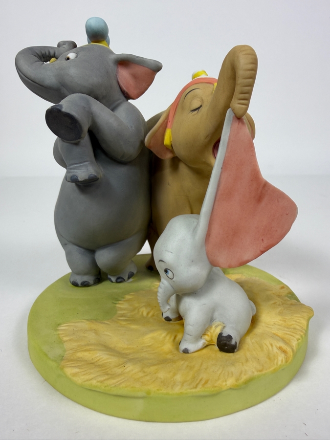 Vintage Grolier 1985 Disney Collection Heroes & Villains Dumbo Limited Edition 488/24,750 Porcelain Figurine Designed By Walt Disney Artists 5.25'H [Photo 3]
