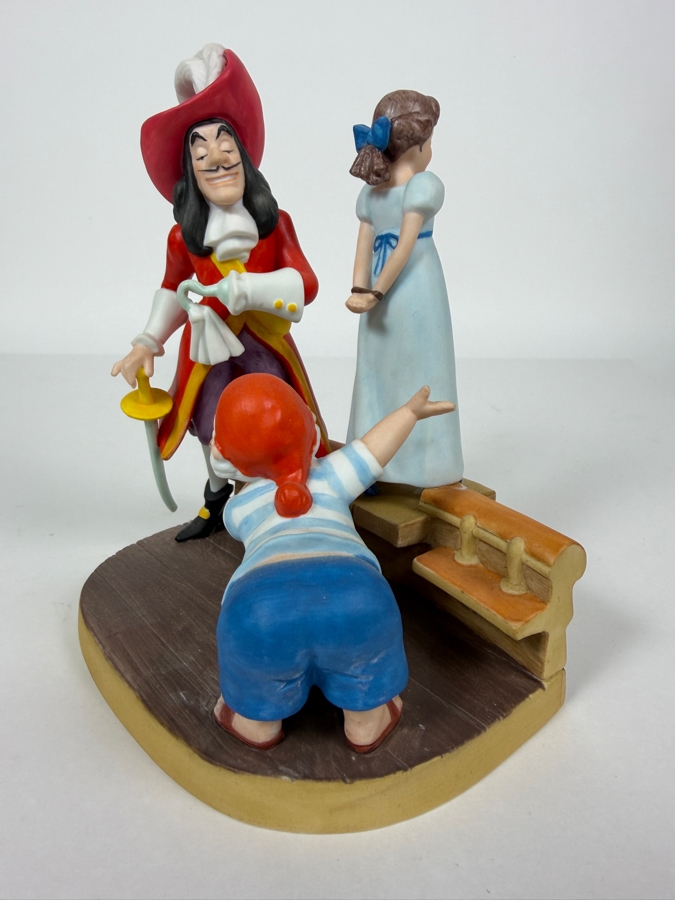 Vintage Grolier Disney Collection Heroes & Villains 1985 Limited Edition 136/24,750 Peter Pan Captain Hook Wendy Mr. Smee Figurine Designed By Walt Disney Artists 7'H [Photo 2]