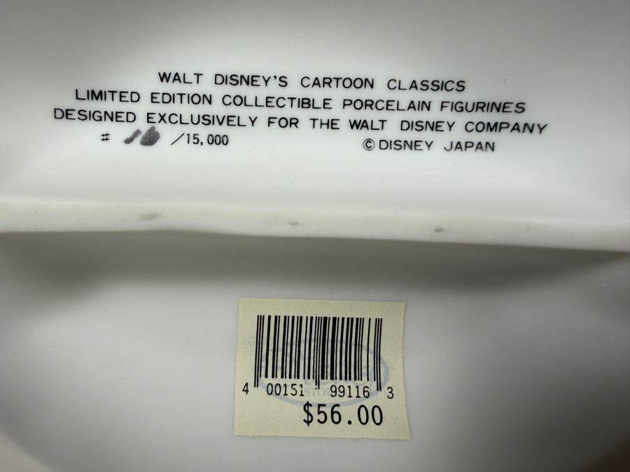 Vintage Walt Disney's Cartoon Classics Limited Edition Collectible Porcelain Figurine Walt Disney's Society Dog Show 1939 Mickey Mouse And Pluto Limited Edition 16/15,000 Figurine 6'H [Photo 8]