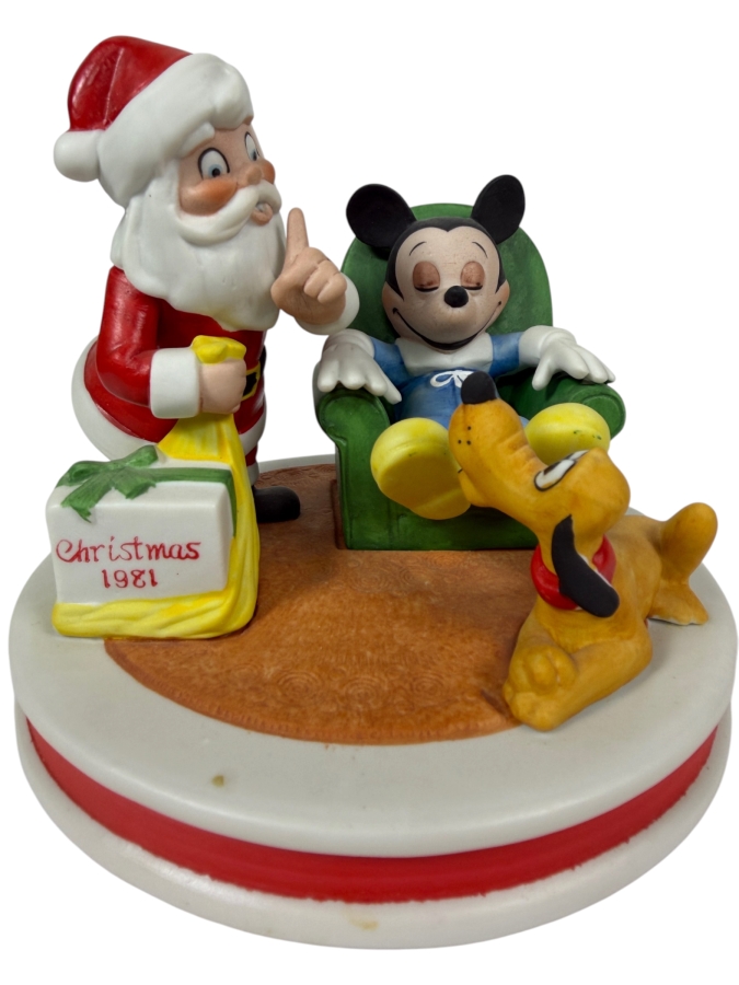 Grolier Disney Christmas 1981 Third Edition Mickey Pluto And Santa Limited Edition 403/6,000 Figurine Designed By Walt Disney Artists 5'H