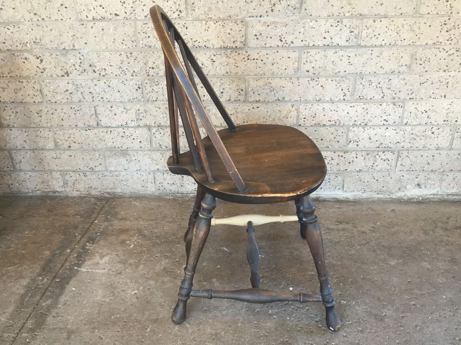 Vintage Small Windsor Chair [Photo 2]