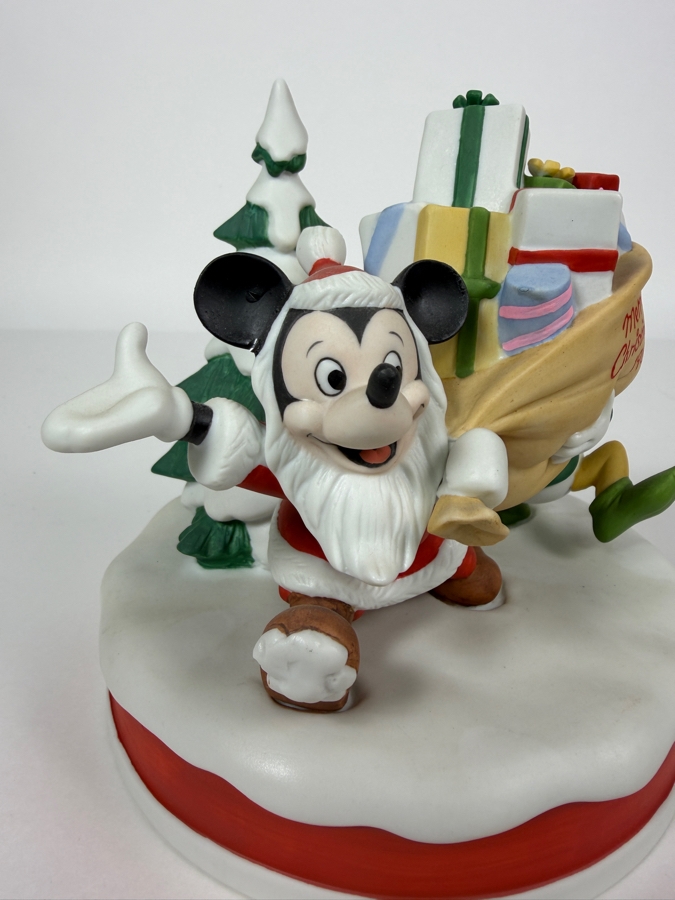 Vintage Grolier The Disney Collection Christmas 1985 'Santa's Helpers' Mickey And Donald Limited Edition Figurine Designed By Walt Disney Artists 6.5'H [Photo 2]