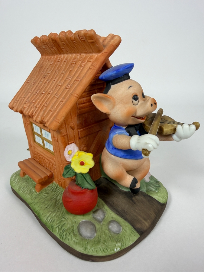 Vintage Walt Disney Productions Three Little Pigs Fiddler Pig Music Box Figurine 5.75'H [Photo 3]