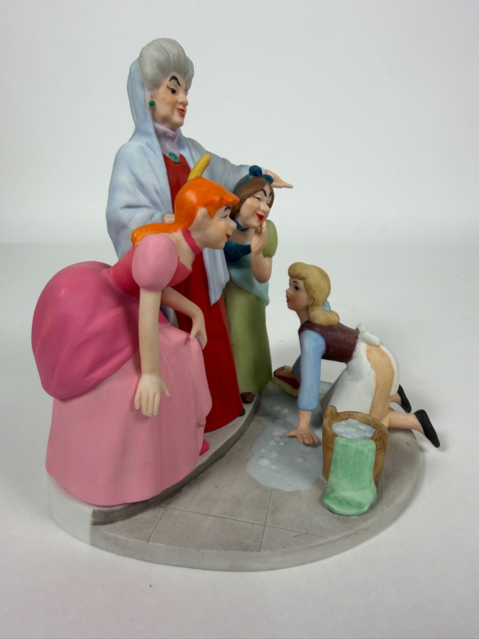 Vintage Grolier 1985 Disney Collection Heroes & Villains Cinderella Lady Tremaine Limited Edition 81/24,750 Figurine Designed By Walt Disney Artists 6.5'H [Photo 3]