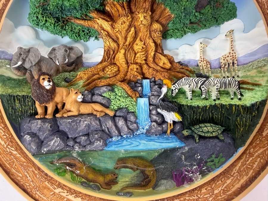 Disney Animal Kingdom Theme Park Tree Of Life 3D Collectible Wall Hanging Plate 8.5'H [Photo 4]