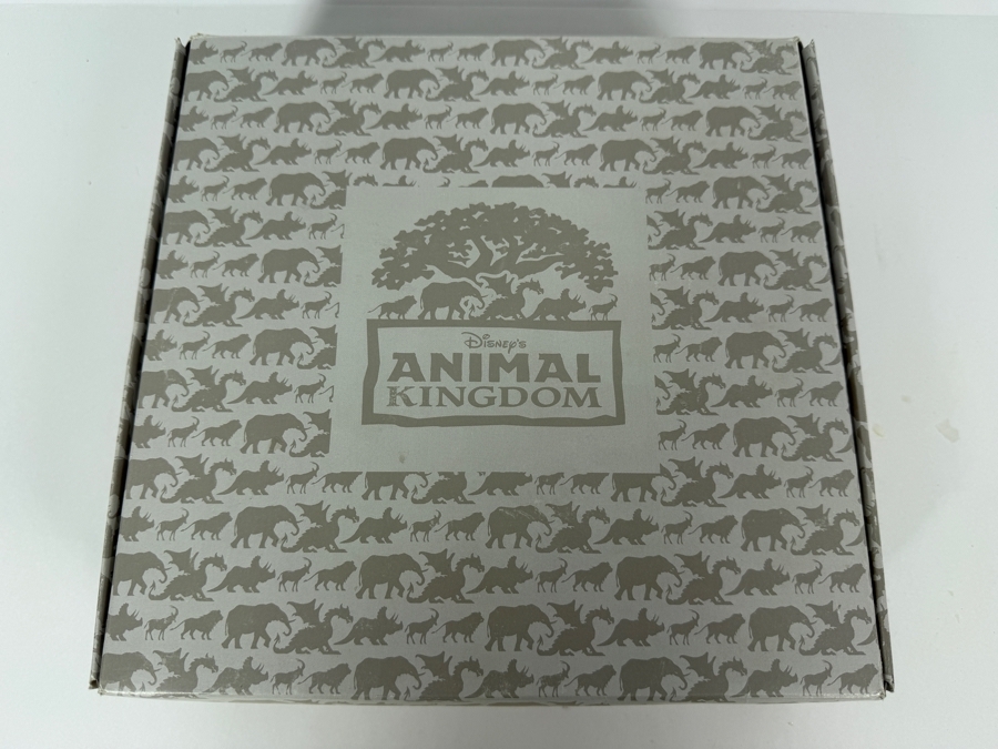 Disney Animal Kingdom Theme Park Tree Of Life 3D Collectible Wall Hanging Plate 8.5'H [Photo 8]