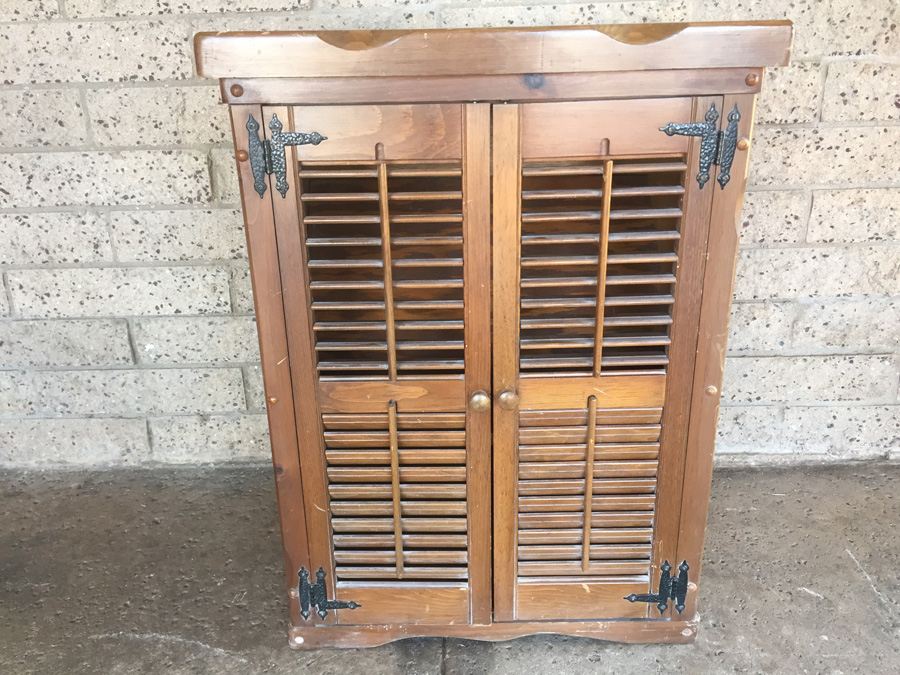 Vintage Wooden Cabinet