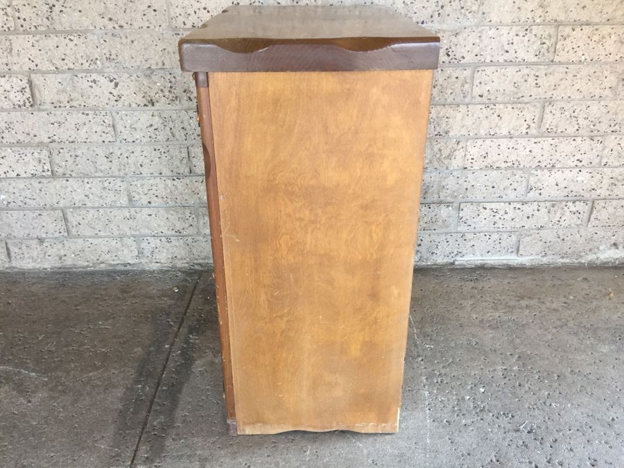 Vintage Wooden Cabinet [Photo 4]