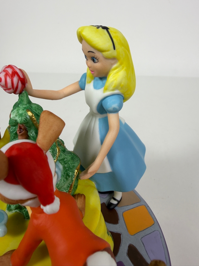 Grolier Disney Collectibles 'Christmas In Wonderland' Alice Mad Hatter And March Hare 1996 Limited Edition 1,930/25,000 Figurine 5.5'H [Photo 4]