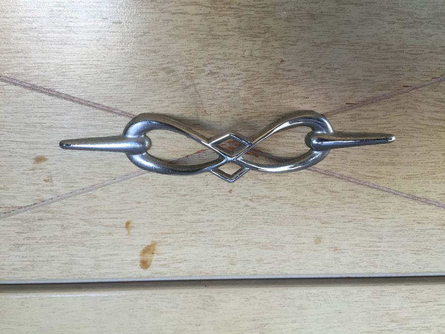 Retro Dresser [Photo 3]