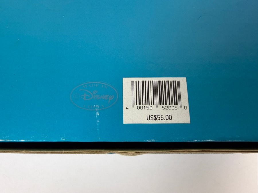 Disney Animated Classics Pinocchio - 1940 3D Collector Plate 8.5'W [Photo 8]