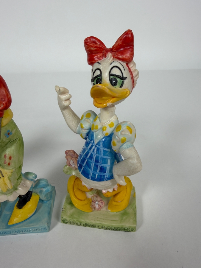 Walt Disney Productions Vintage Fontanini Resina Goofy Clarabelle Cow And Daisy Duck Figurines Made in Italy 5'H - 6.5'H [Photo 4]