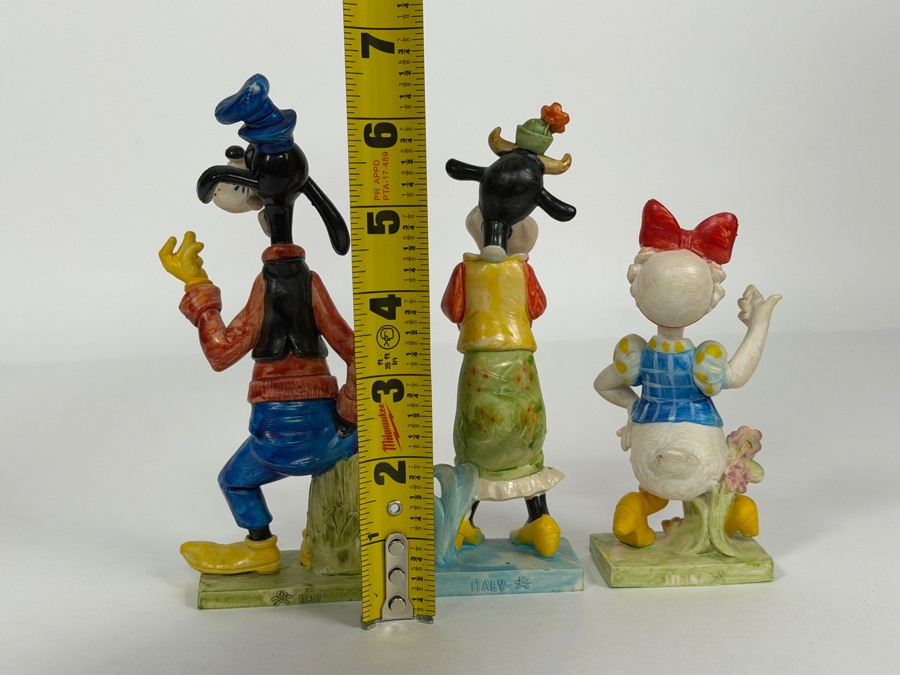 Walt Disney Productions Vintage Fontanini Resina Goofy Clarabelle Cow And Daisy Duck Figurines Made in Italy 5'H - 6.5'H [Photo 9]