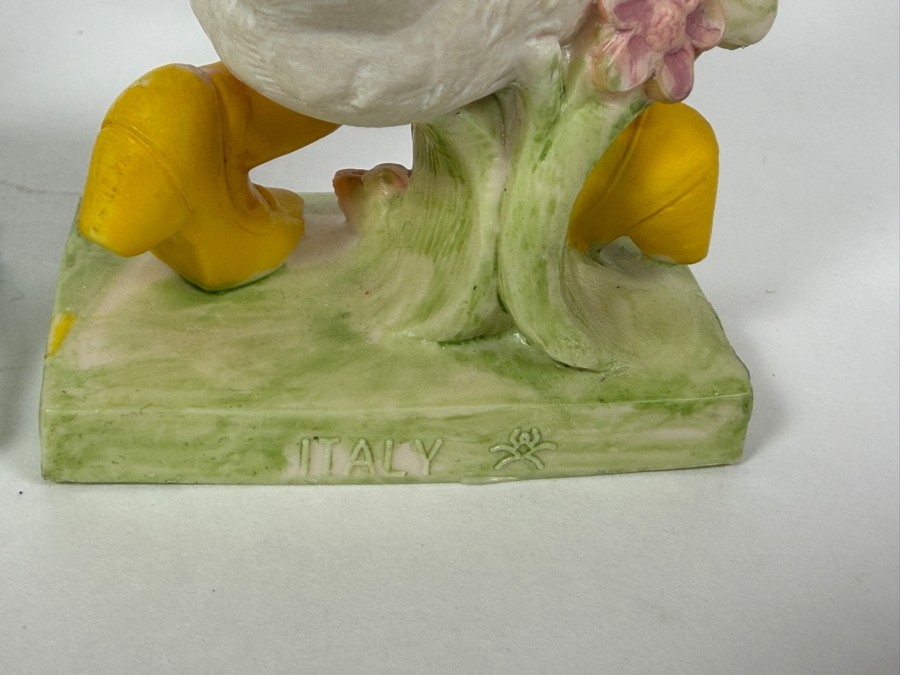 Walt Disney Productions Vintage Fontanini Resina Goofy Clarabelle Cow And Daisy Duck Figurines Made in Italy 5'H - 6.5'H [Photo 8]