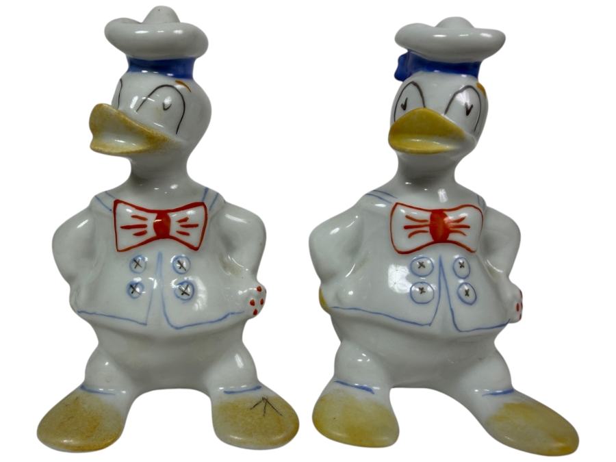 Pair Of Vintage Walt Disney Donald Duck Figurines 4.5'H
