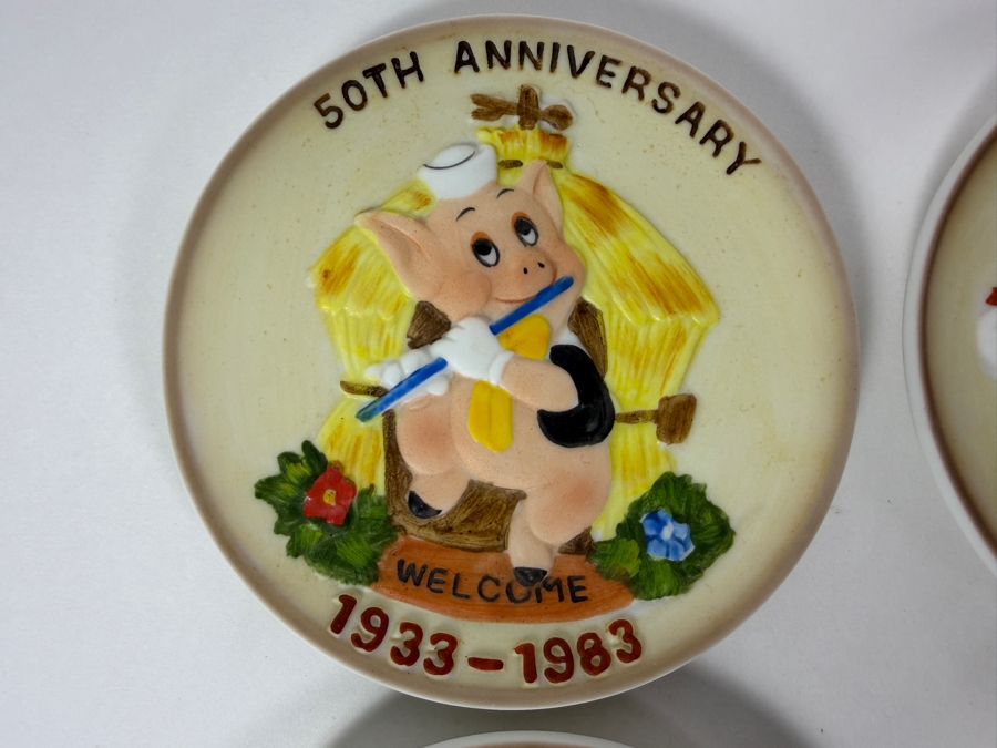 (4) Walt Disney Productions Three Little Pigs 50th Anniversary 1933-1983 Limited Edition Of 15,000 Collector Plate Set 4'W [Photo 2]