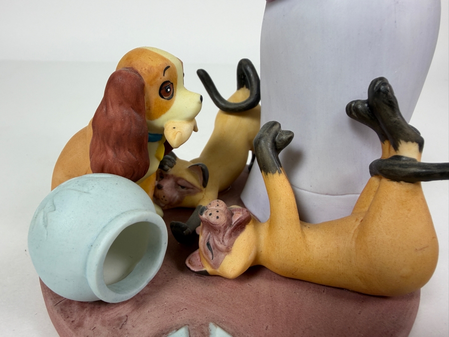 Vintage Grolier The Disney Collection Heroes & Villains Lady & The Tramp Aunt Sarah Si And Am Limited Edition 144/24,750 Figurine Designed By Walt Disney Artists 6.5'H [Photo 3]