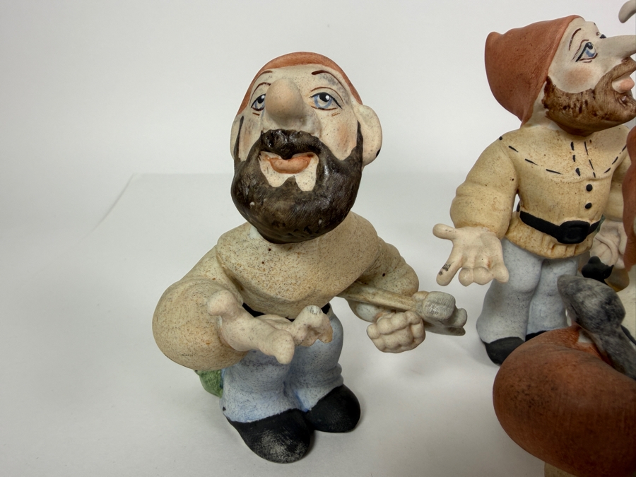 Vintage Walt Disney Productions Alba Iulia Snow White 11'H & The Seven Dwarfs 7'H Large Porcelain Figurine Set Made In Romania 10.5'H [Photo 6]