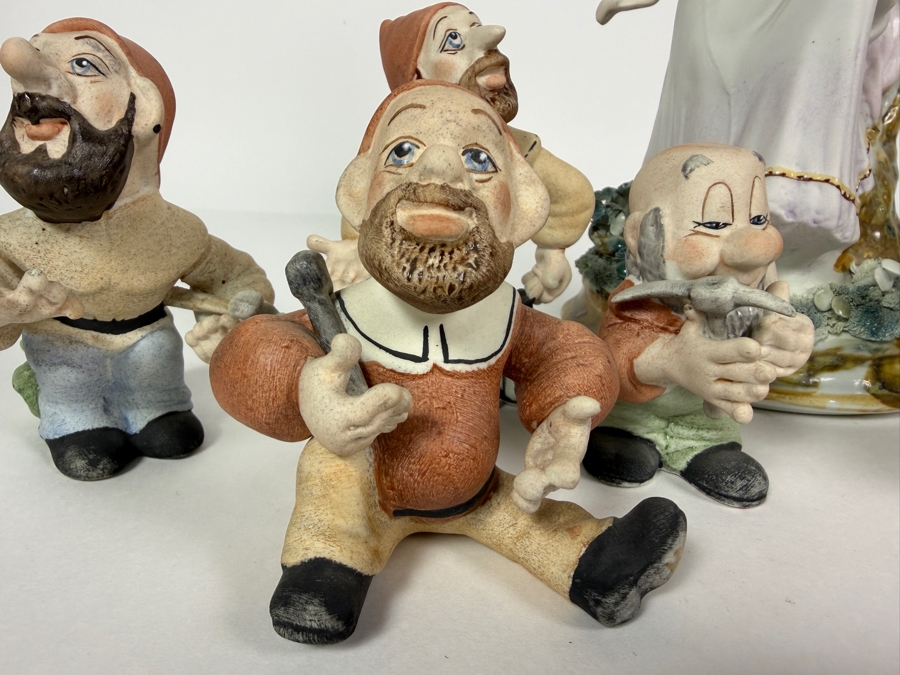 Vintage Walt Disney Productions Alba Iulia Snow White 11'H & The Seven Dwarfs 7'H Large Porcelain Figurine Set Made In Romania 10.5'H [Photo 5]