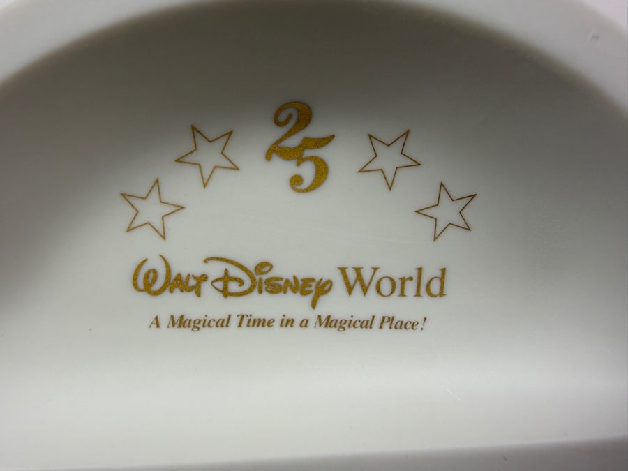 Walt Disney World 'A Magical Time In A Magical Place' 25th Anniversary 1996 Figurine 7'H [Photo 8]
