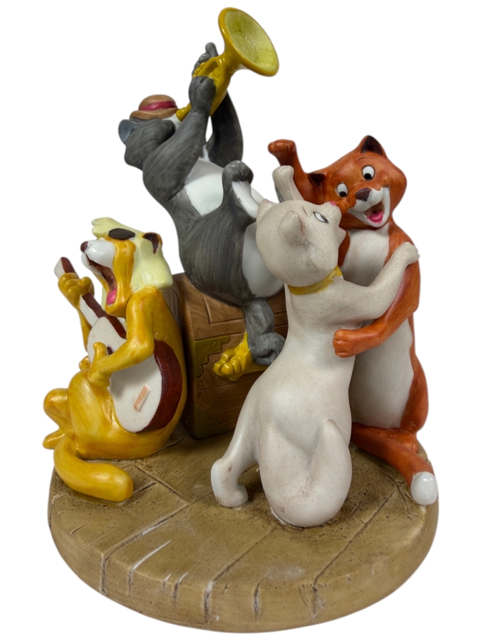 Vintage Grolier Disney's Magic Memories The Aristocats Limited Edition3,689/15,000 1980 Porcelain Figurine Designed By Walt Disney Artists 5.5'H