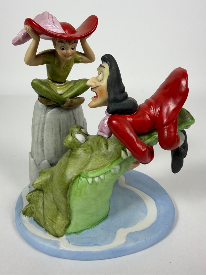 Vintage Grolier Disney's Magic Memories Limited Edition 255/15,000 Worldwide Peter Pan, Captain Hook, And Tick-Tock The Crocodile Figurine Designed By Walt Disney Artists 6'H [Photo 2]