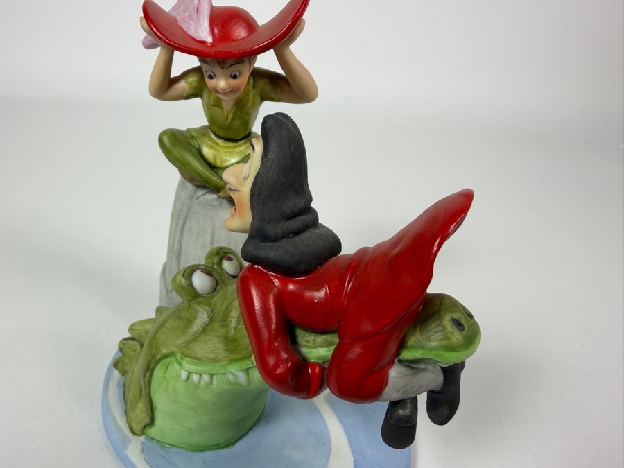 Vintage Grolier Disney's Magic Memories Limited Edition 255/15,000 Worldwide Peter Pan, Captain Hook, And Tick-Tock The Crocodile Figurine Designed By Walt Disney Artists 6'H [Photo 3]