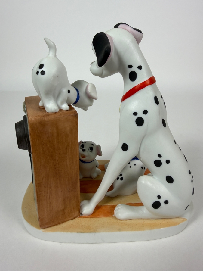 Vintage Grolier Disney Magic Memories Limited Edition 1,329/15,000 Worldwide 101 Dalmatians Pongo And Puppies Watching TV Figurine Designed By Walt Disney Artists 6.5'H [Photo 4]