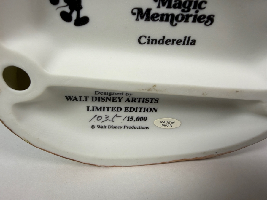 Vintage Grolier Disney Magic Memories Limited Edition 1,035/15,000 Worldwide Cinderella and Fairy Godmother With Pumpkin Figurine Designed By Walt Disney Artists 6.5'H [Photo 7]