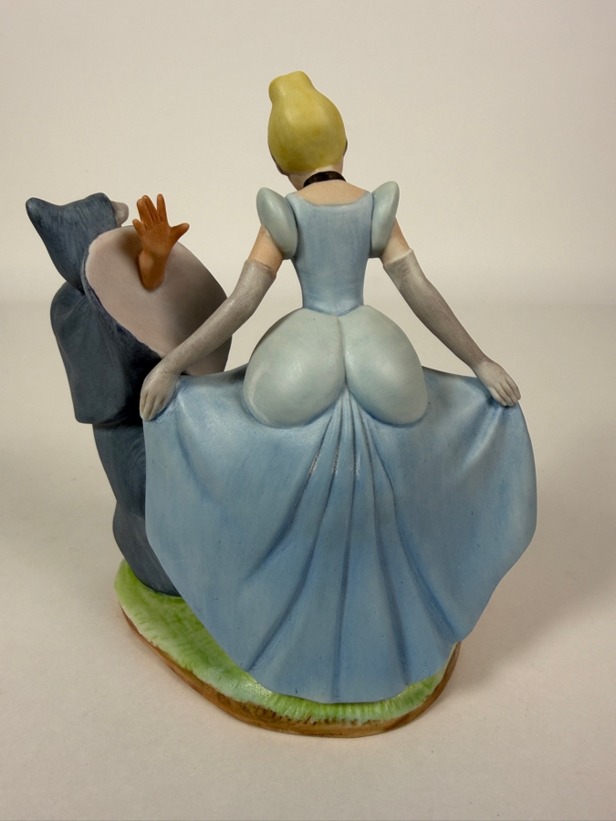 Vintage Grolier Disney Magic Memories Limited Edition 1,035/15,000 Worldwide Cinderella and Fairy Godmother With Pumpkin Figurine Designed By Walt Disney Artists 6.5'H [Photo 4]
