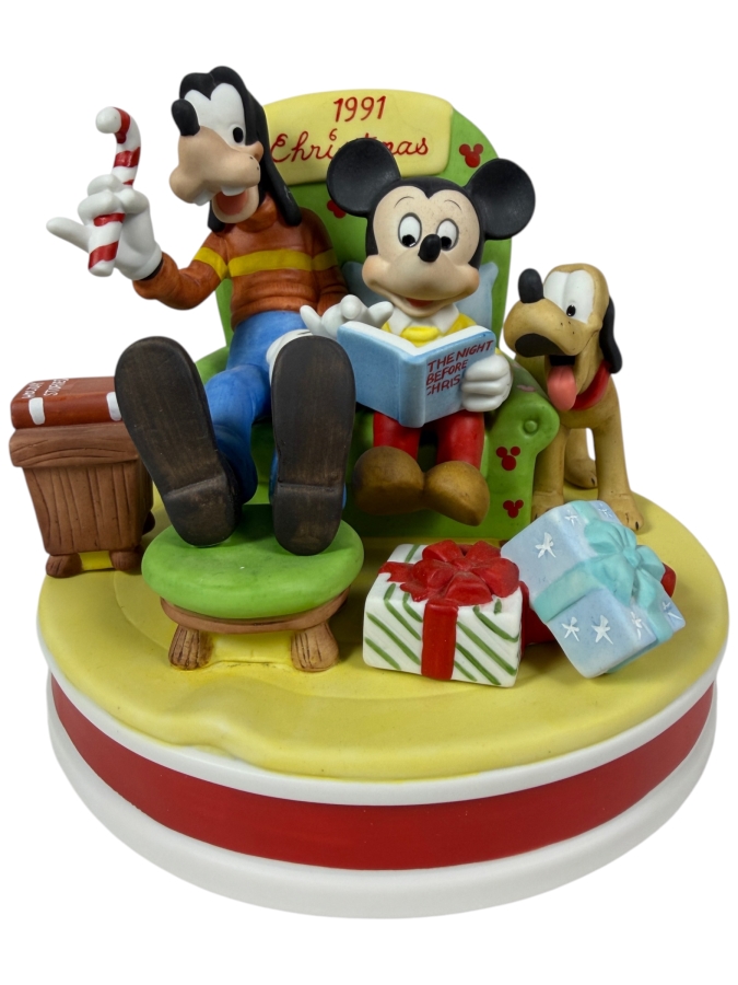 Vintage Disney Grolier Limited Edition 7,618/25,000 Worldwide 1991 The Night Before Christmas Mickey Mouse Goofy And Pluto Figurine 5.5'H