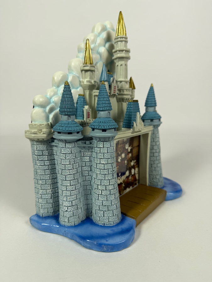 Walt Disney World Vintage 1997 Cinderella Castle 3D Ceramic Picture Frame 8'H [Photo 5]