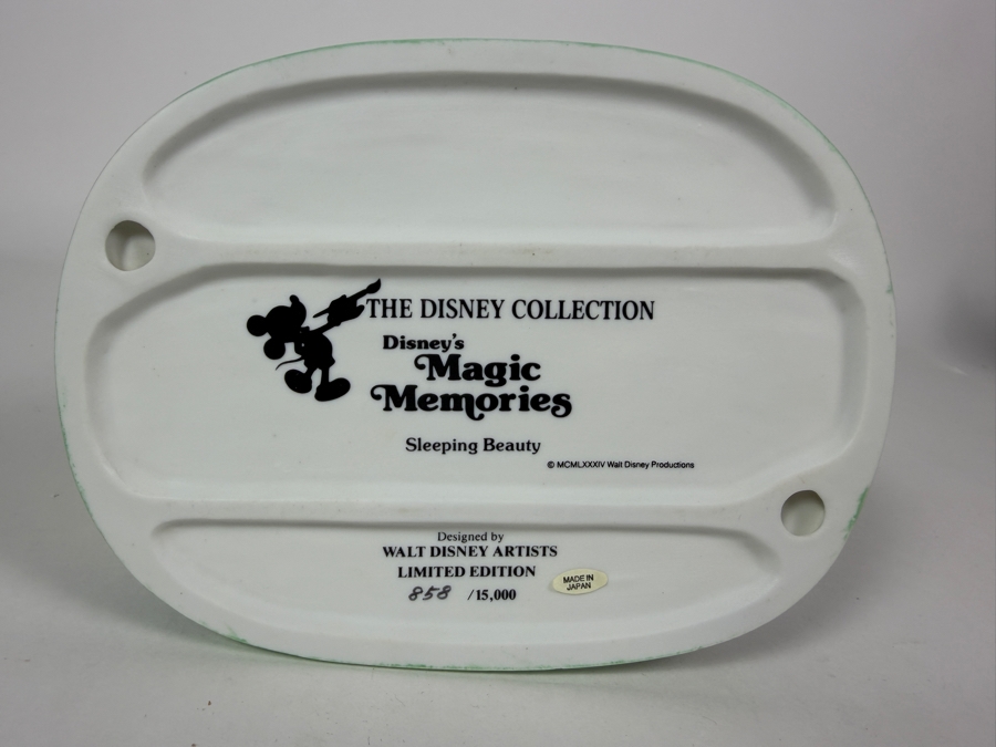 Vintage Grolier Disney Magic Memories Limited Edition 858/15,000 Worldwide Sleeping Beauty And Prince Phillip Porcelain Figurine Designed By Walt Disney Artists 4.5'H [Photo 5]