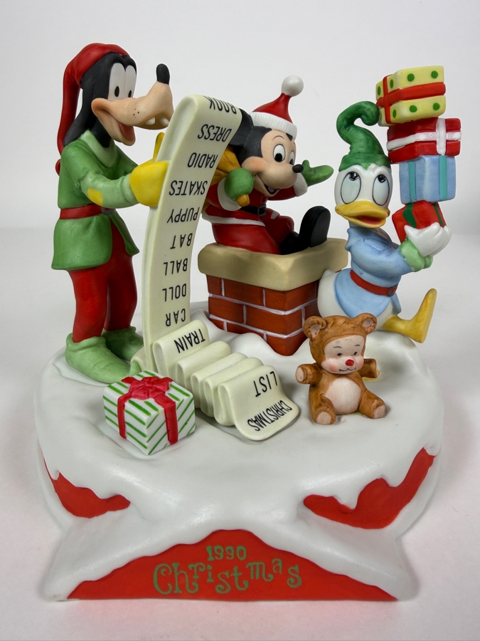 Vintage Disney Grolier 1990 Checking It Twice Mickey Mouse, Goofy, And Donald Duck Figurine 6'H [Photo 2]