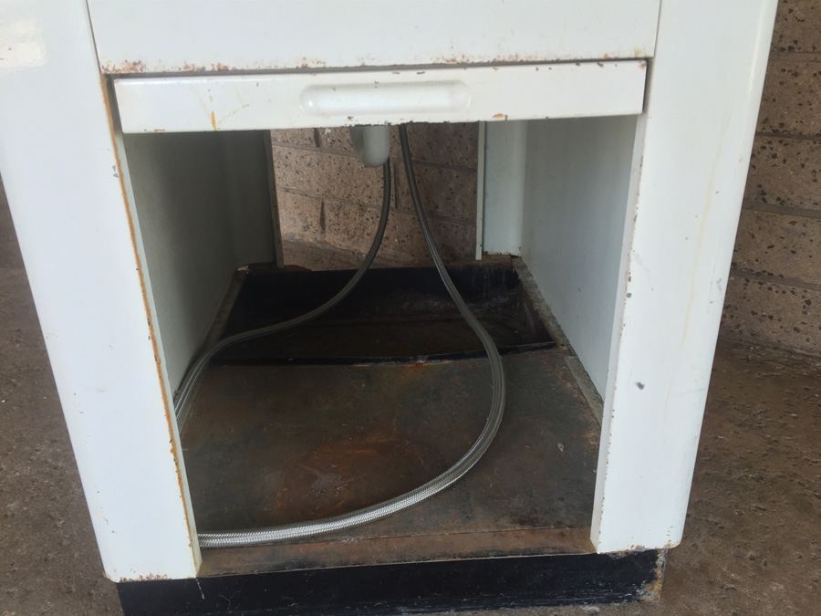 Vintage Duratub Metal And Fiberglass Laundry Sink [Photo 4]