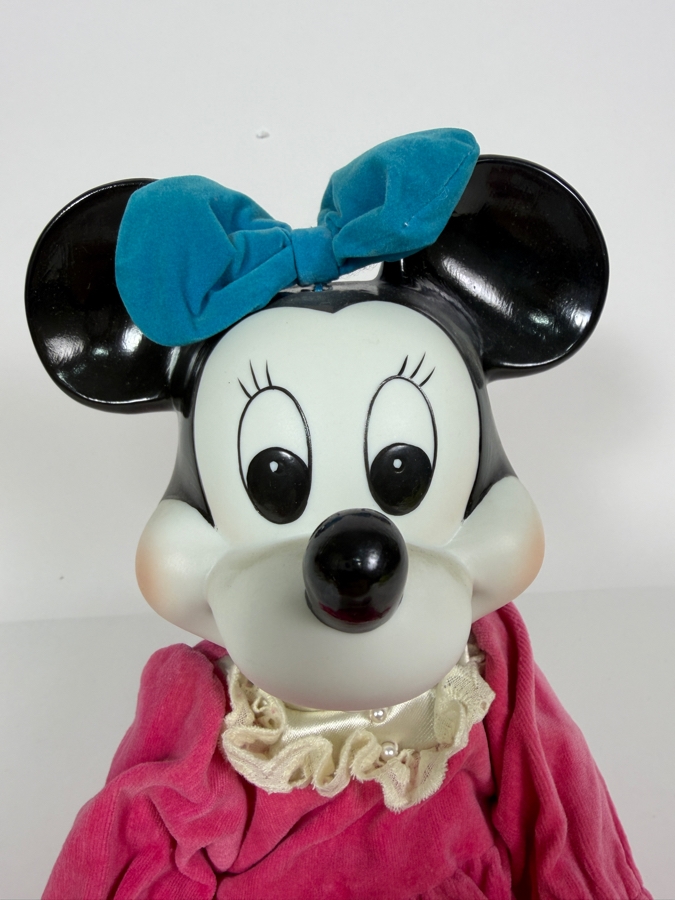 Vintage Walt Disney Minnie Mouse Pink Velvet Dress Porcelain Wind Up Musical Doll 9'H [Photo 2]