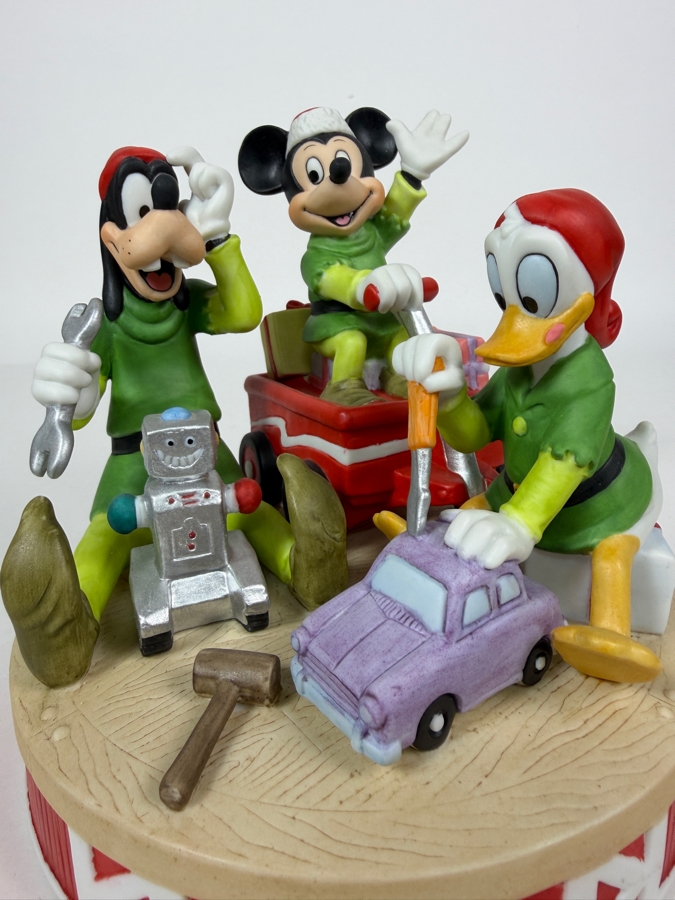 Vintage Disney Grolier Limited Edition 3,928/25,000 Worldwide 1993 Santa's Workshop Mickey Mouse, Goofy, And Donald Duck Figurine 6'H [Photo 2]