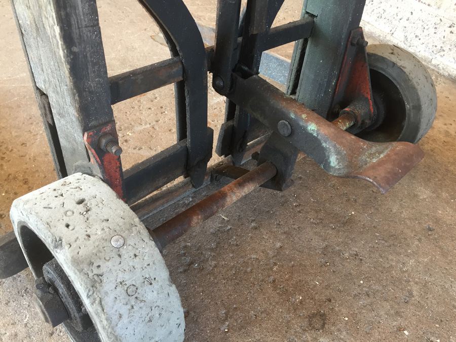 Vintage Yaeger and Sons / Maken Industrial Clamp Truck - Retails For $667 [Photo 10]