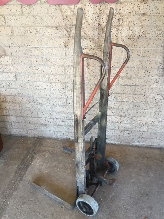 Vintage Yaeger and Sons / Maken Industrial Clamp Truck - Retails For $667 [Photo 9]