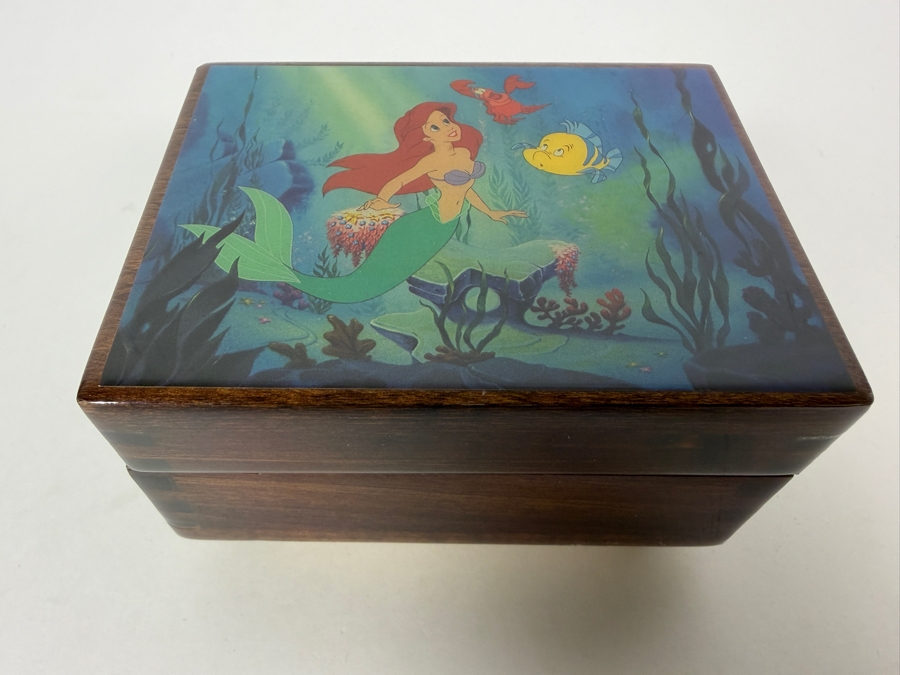 Vintage 1988 Disney Parks The Little Mermaid Ariel Musical Jewelry Box Featuring Flounder And Sebastian Playing Under The Sea 4.75'W X 3.5'D X 2.5'H [Photo 2]