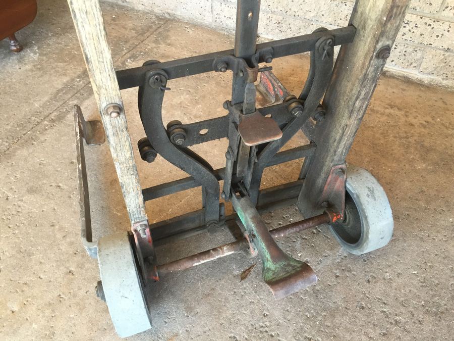 Vintage Yaeger and Sons / Maken Industrial Clamp Truck - Retails For $667 [Photo 6]