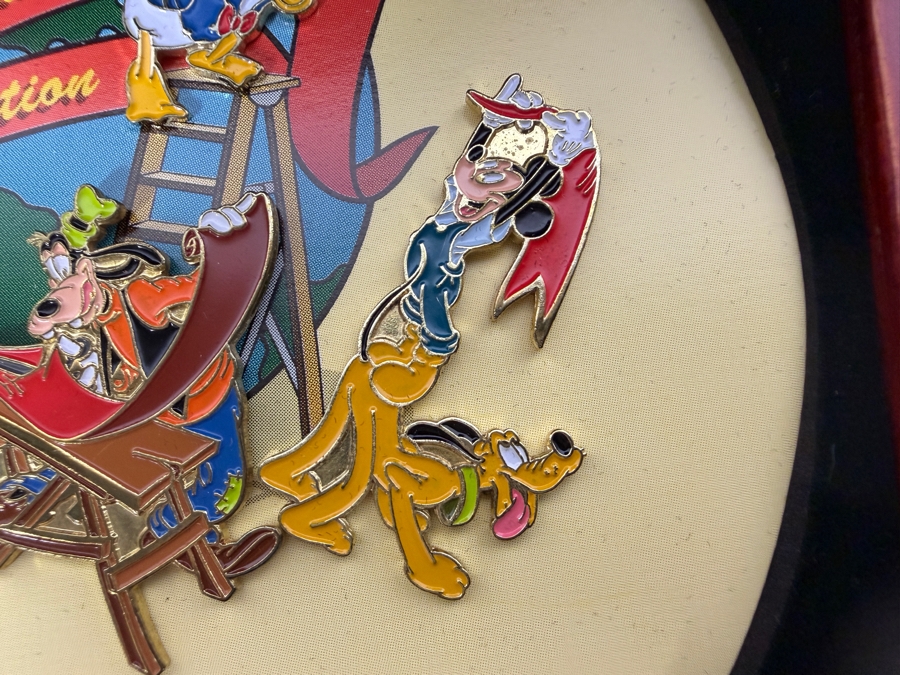 Vintage 2000 Walt Disney World Cast Holiday Celebration Large Commemorative Jumbo Pin Set In Original Mahogany Wood Presentation Box 6'H [Photo 7]