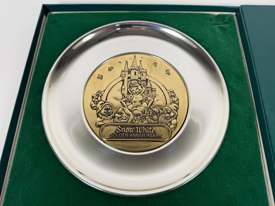 Vintage 1987 Snow White Golden Anniversary Commemorative Pewter Plate In Original Presentation Box By The Disney Collection 8.5'W