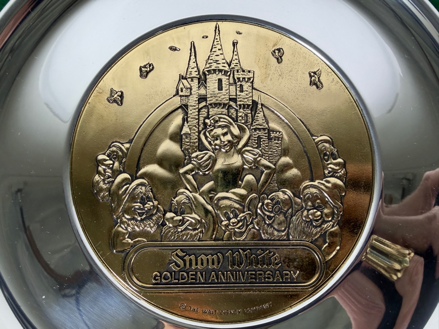 Vintage 1987 Snow White Golden Anniversary Commemorative Pewter Plate In Original Presentation Box By The Disney Collection 8.5'W [Photo 3]