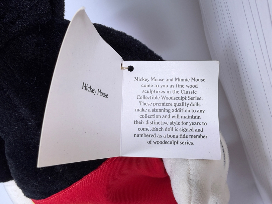 Vintage Disney Collectible Classics Woodsculpt Series Mickey Mouse Plush Featuring Sculpted Resin Head And Shoes By Applause With Box 15.5'H [Photo 5]