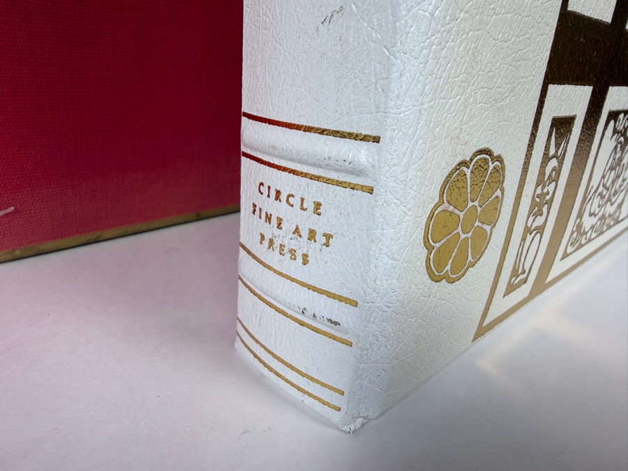 Walt Disney's Snow White And The Seven Dwarfs Deluxe Limited Edition Commemorative Art Book Featuring Original Production Artwork In Red Cloth Slipcase  [Photo 2]