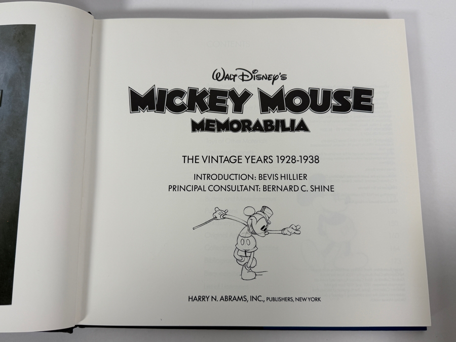 Walt Disney's Mickey Mouse Memorabilia: The Vintage Years 1928-1938 By Bevis Hillier And Bernard C. Shine Hardcover Book [Photo 4]