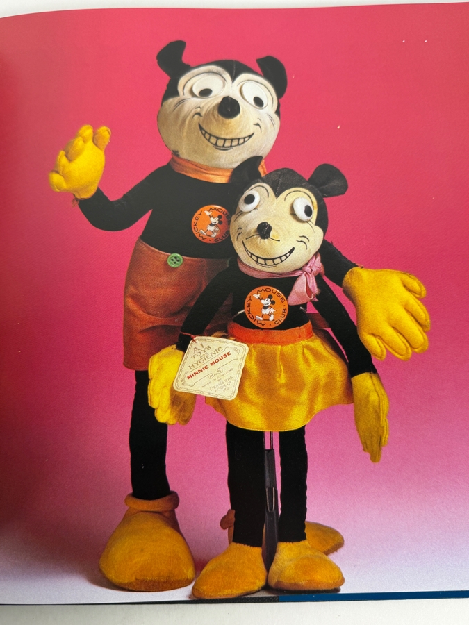 Walt Disney's Mickey Mouse Memorabilia: The Vintage Years 1928-1938 By Bevis Hillier And Bernard C. Shine Hardcover Book [Photo 7]